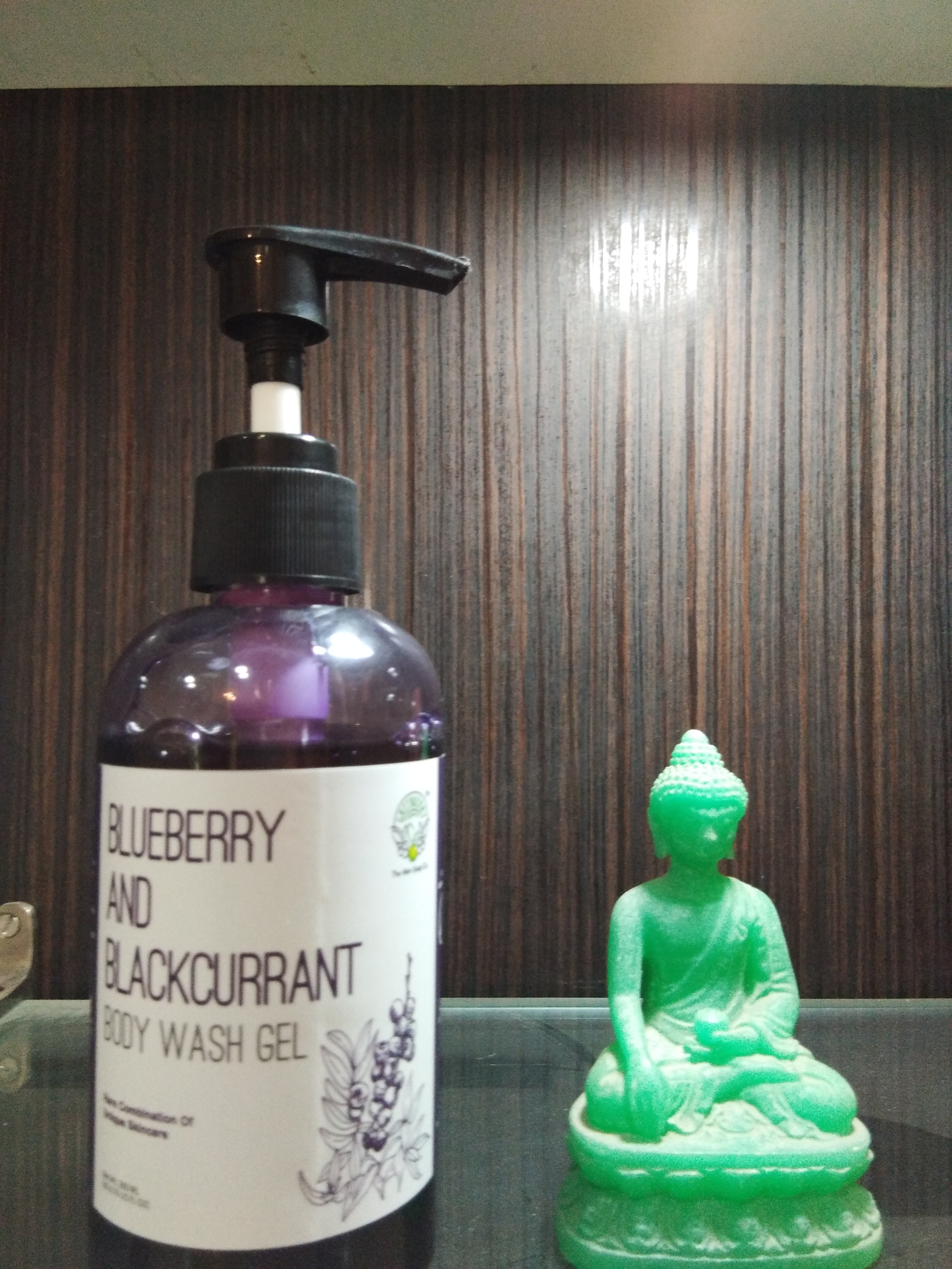 GreenBerry Organics Blueberry And Blackcurrant Body Wash Gel — VanityHues image